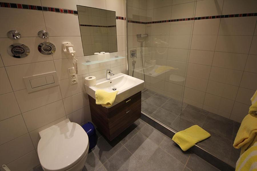 Montana Haus, A14, A17, B4 Oder C8 Apartment *